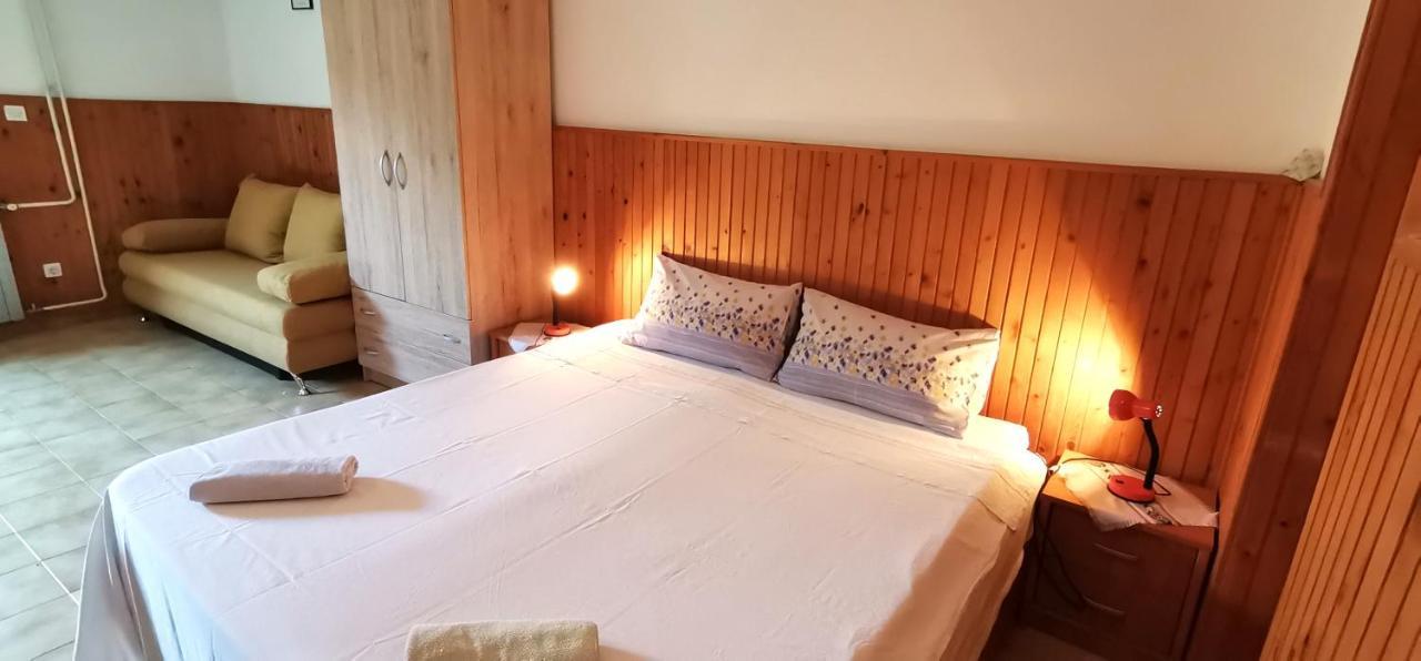 Apartments And Room Pergola Rovinj Luaran gambar