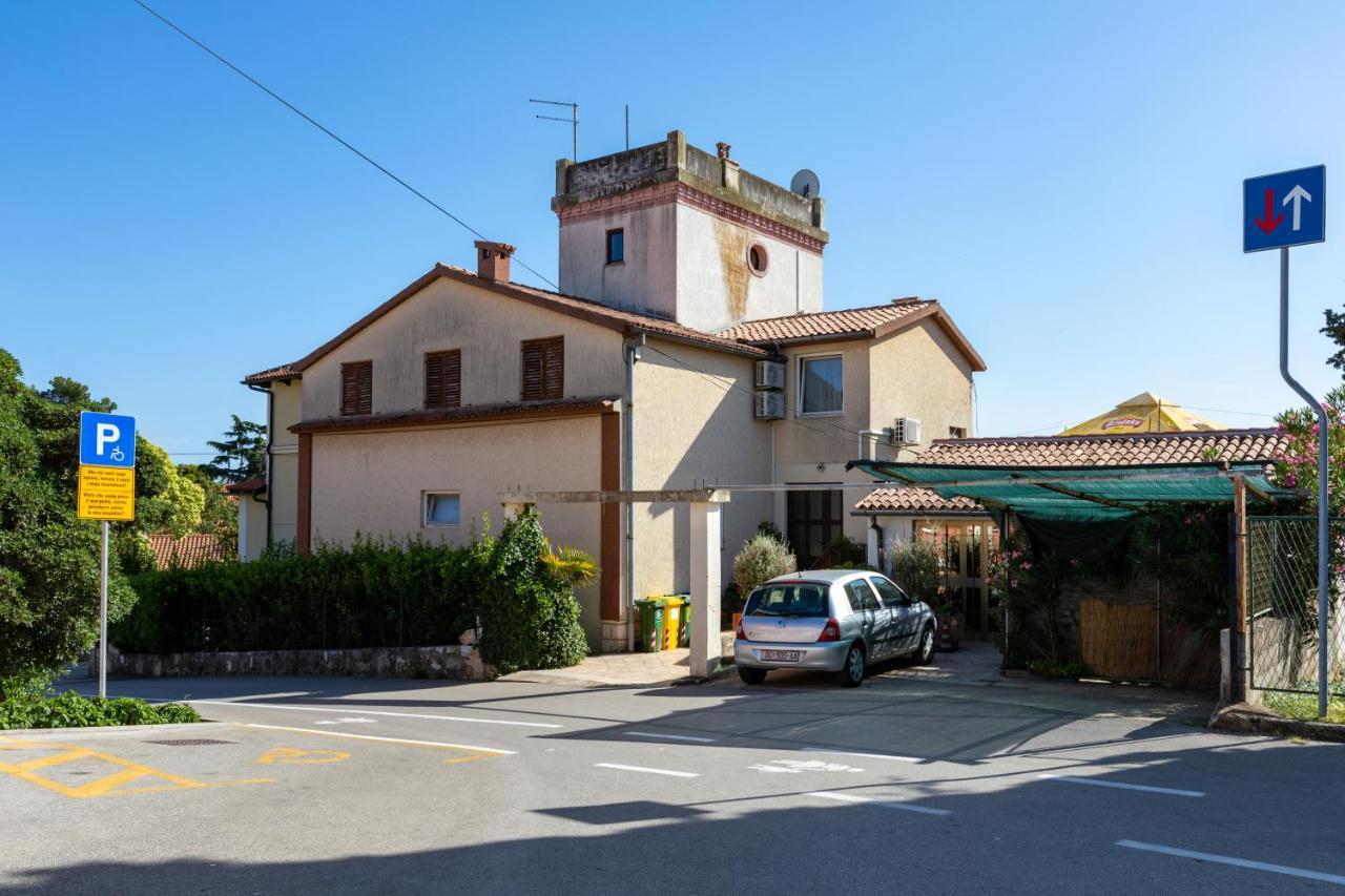Apartments And Room Pergola Rovinj Luaran gambar