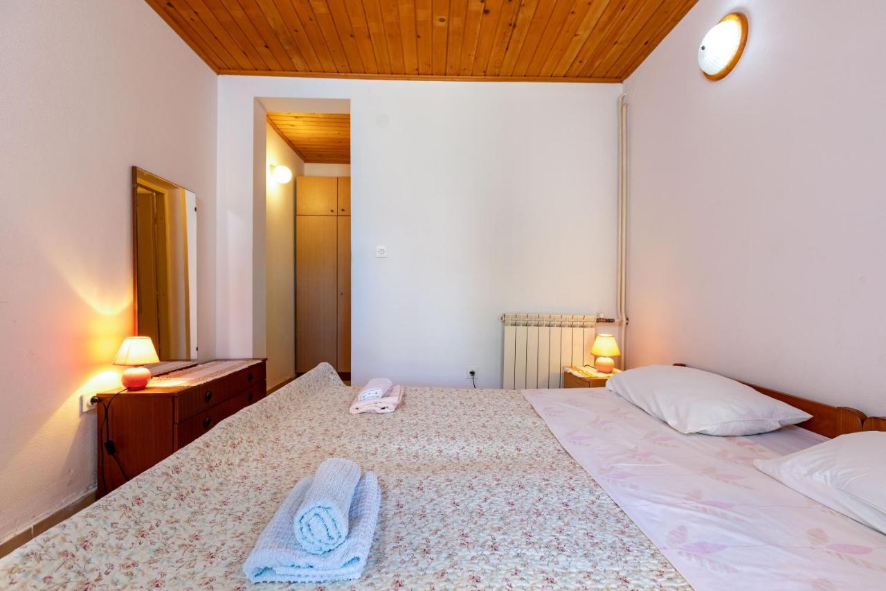 Apartments And Room Pergola Rovinj Luaran gambar