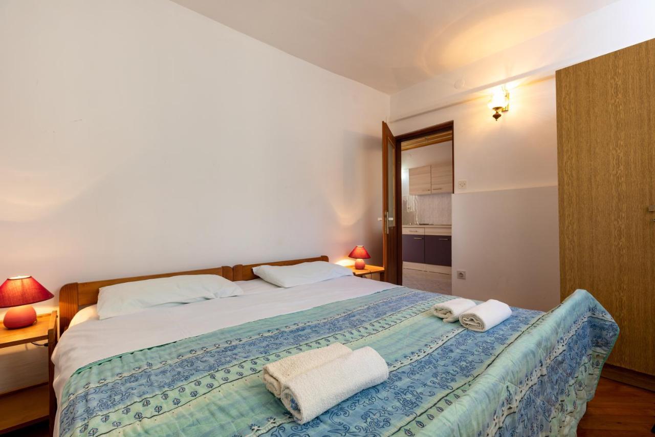 Apartments And Room Pergola Rovinj Luaran gambar